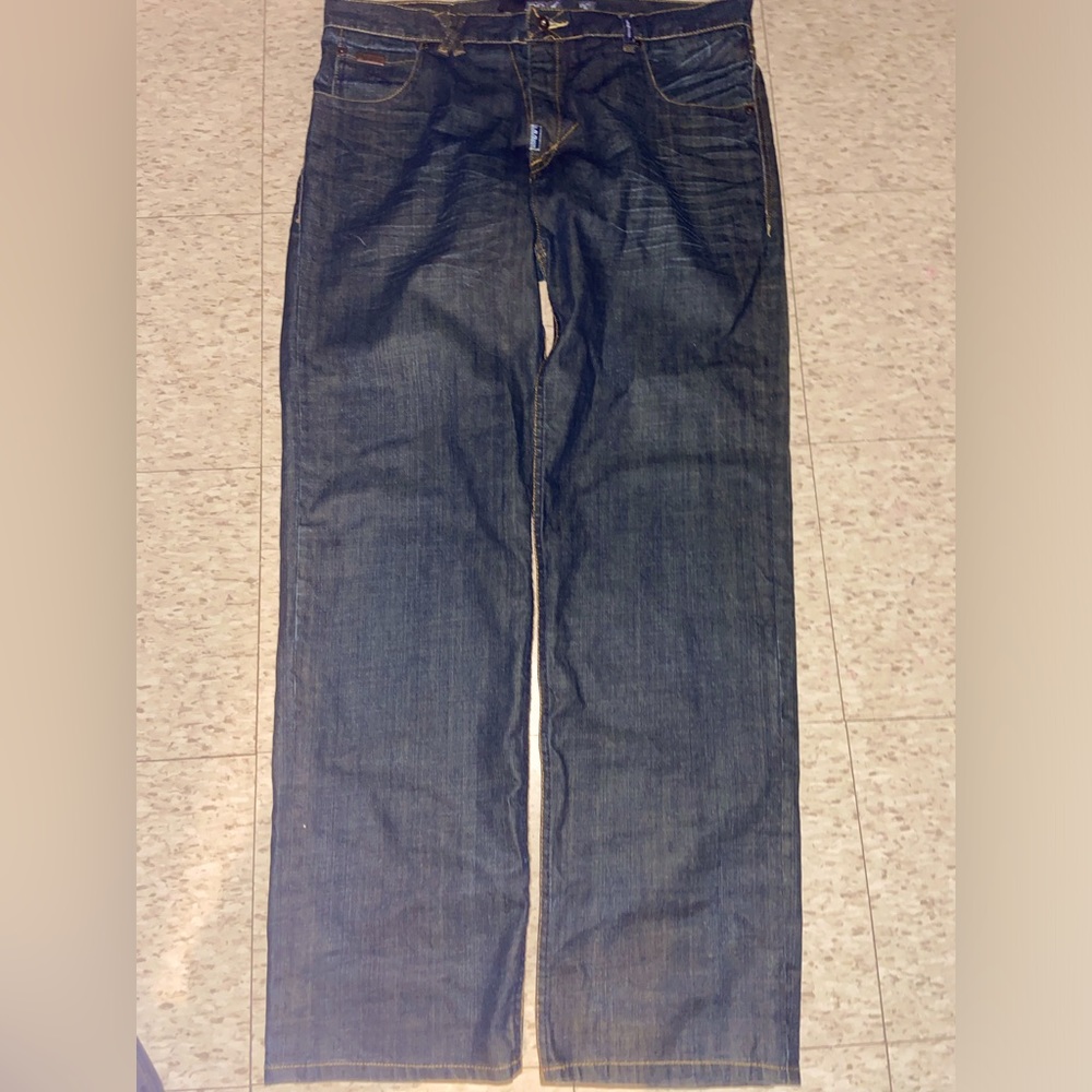 Super cool Y2K Jeans with sick embroidery